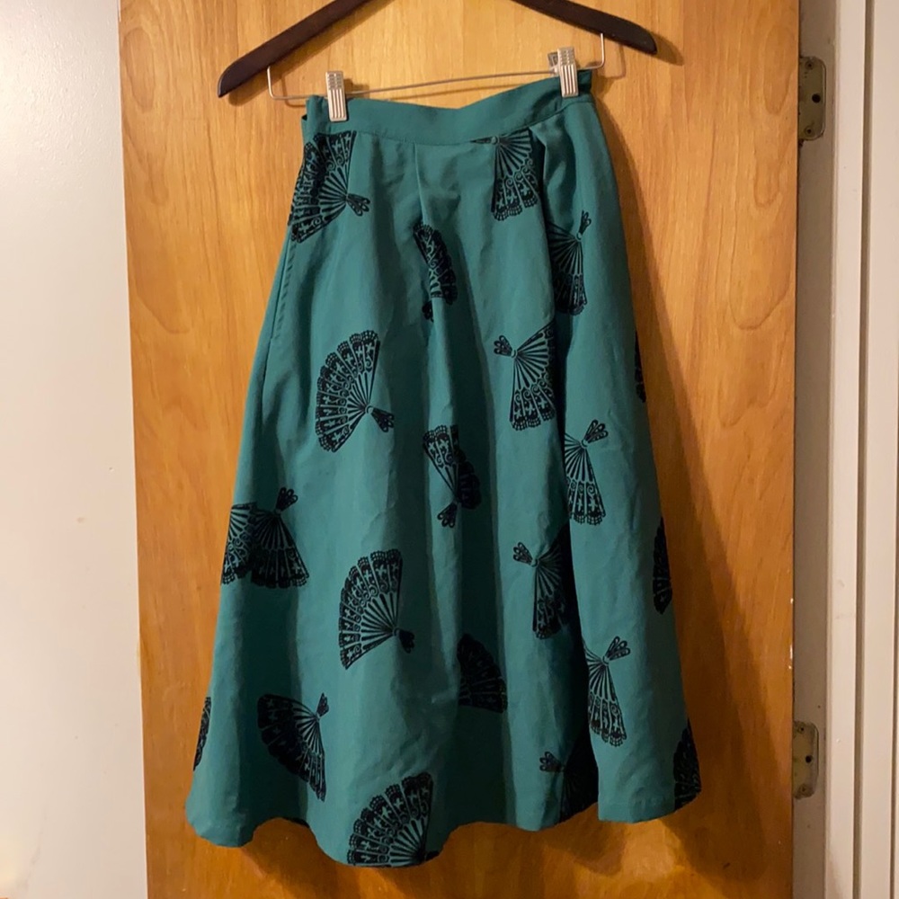 Gorgeous vintage Bettie Page skirt